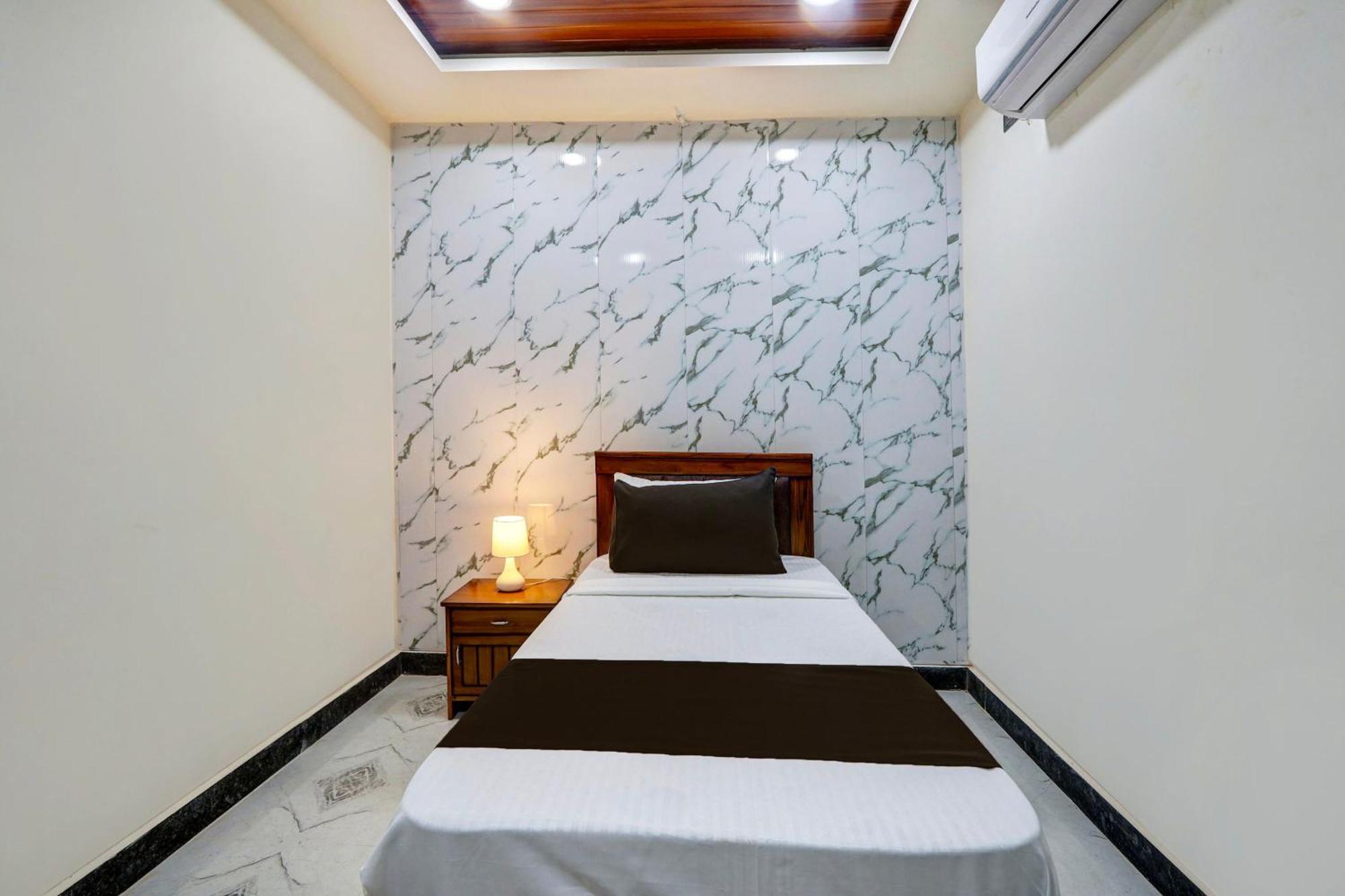 Super Collection O Gachibowli Phase 2 Near Isb Hotel Exterior photo